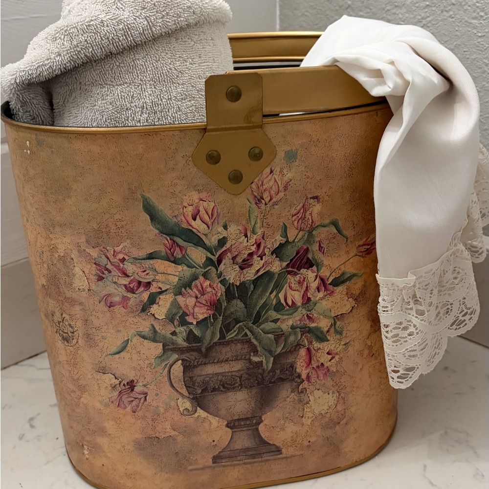 Floral Decorative basket Vintage Design - Picture 4 of 4